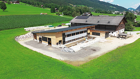 ¡Control totalmente automatizado del clima en el establo para garantizar las mejores condiciones!